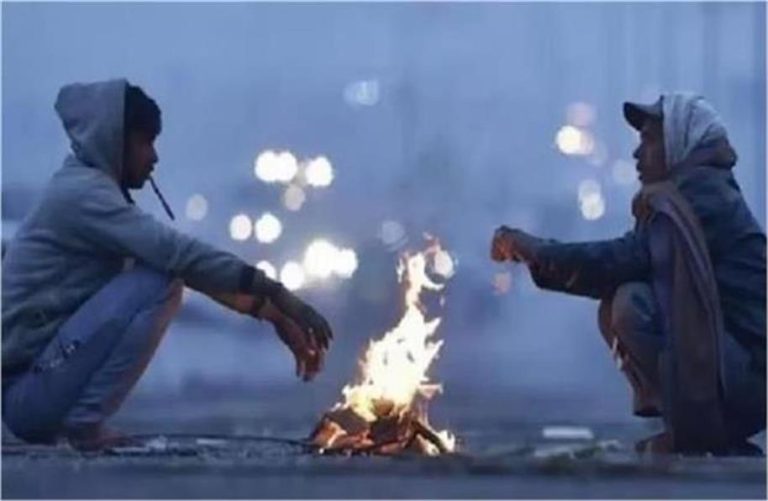 बिहार में कड़ाके की ठंड और घने कोहरे के बीच बारिश का Alert, जानें मौसम का पूरा हाल