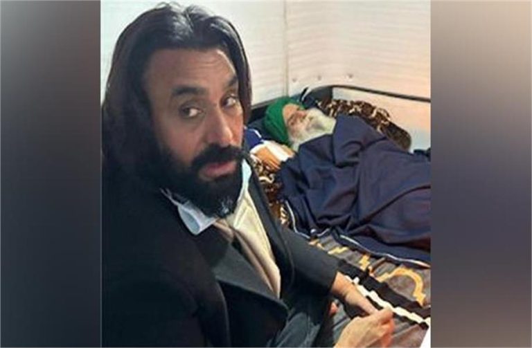 खनौरी बॉर्डर पहुंचे Singer Babbu Maan, डल्लेवाल की सेहत को लेकर दिया बड़ा अपडेट