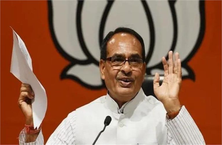 पीएम फसल बीमा योजना को लेकर केंद्र का बड़ा फैसला, शिवराज सिंह बोले- 2024 में 4 करोड़ से अधिक किसान लाभान्वित हुए