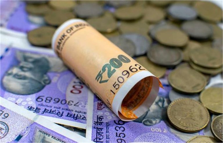 RBI का खुलासा: बैंकों में लावारिस पड़ा है 78,213 करोड़ रुपये… जानें किसका है ये पैसा?