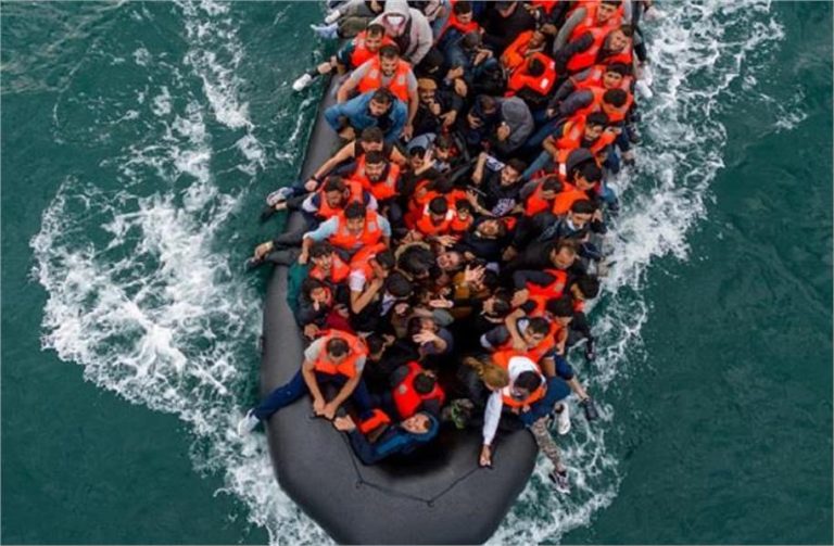 UK Goverment ने Illegal migrants के खिलाफ सख्त कदम उठाए, 16,400 लोगों को देश से निकाला