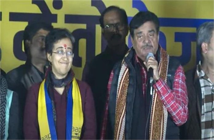 2025_2image_01_50_01585736800-ll