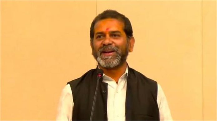 2025_2image_11_35_533078748kanpurheartattack-ll