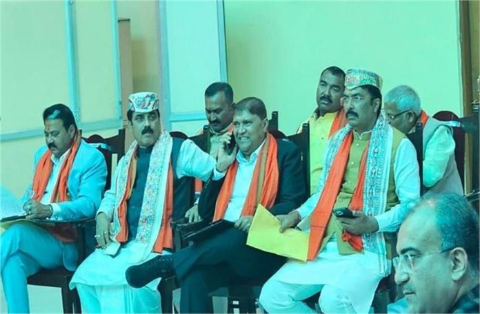 2025_2image_14_06_449443936biharmantrimandal2025.j-ll