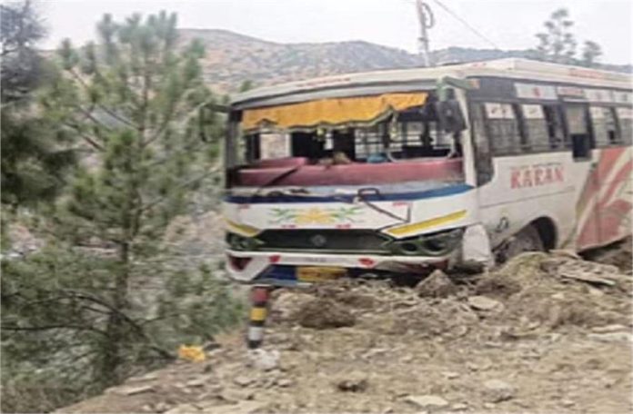 2025_2image_14_36_520097513bus-ll