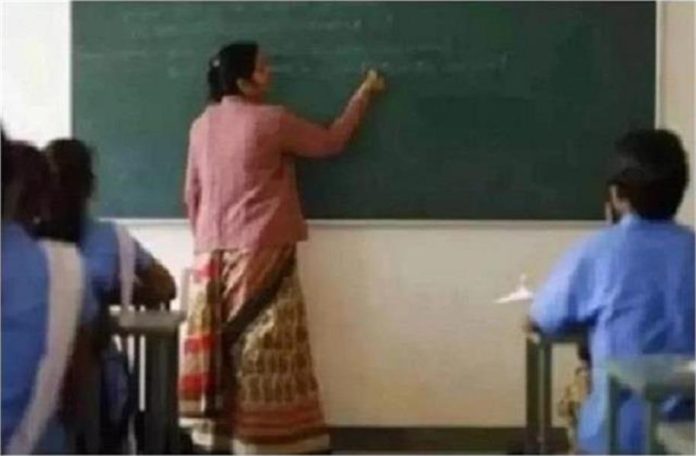 2025_3image_08_11_316547208haryanateacher-ll