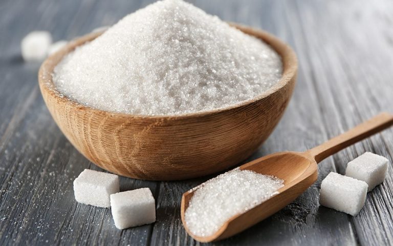 HEALTH : चीनी कम नहीं की तो पछताओगे! जानिए एक दिन में कितनी मात्रा रखनी चाहिए