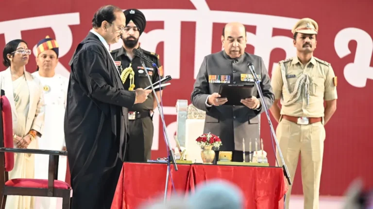 Bihar news : रिटायर्ड लेफ्टिनेंट जनरल सैयद अता हसनैन बने ने बिहार के 43वें राज्यपाल, जस्टिस संगम साहू ने दिलाई शपथ