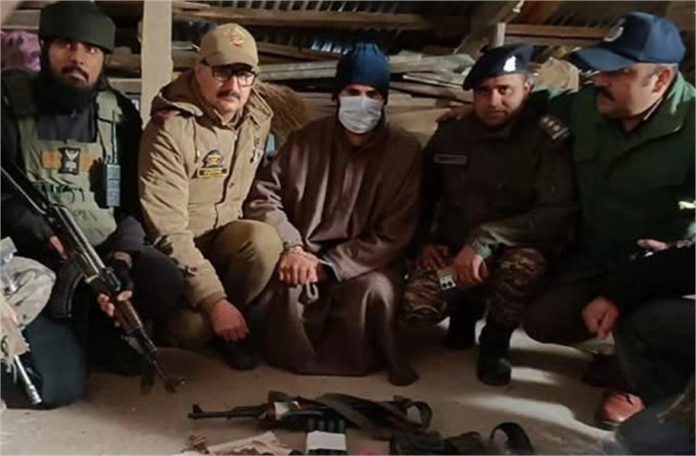 2025_1image_10_19_485788923ogwarrestedinkulgam-ll