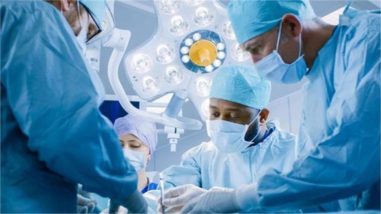 दुनियाभर में बढ़ रहा प्लास्टिक सर्जरी का ट्रेंड, 5 साल में बढ़े 1 करोड़ केस