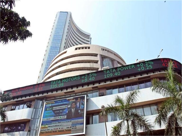 stock market: शेयर बाजार में आई बहार: सेंसेक्स में 300 अंक से ज्यादा की तेजी: 75,700 के स्तर पर कारोबार