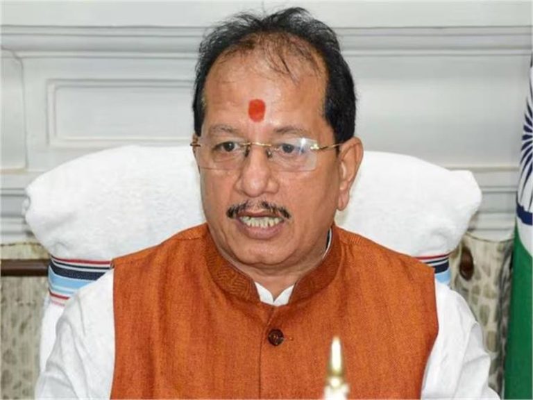 ​”राहुल गांधी और इंडी के लोग अस्थिर गठबंधन के नेता”, विजय सिन्हा का आरोप- मूड के हिसाब से बदलते हैं किरदार