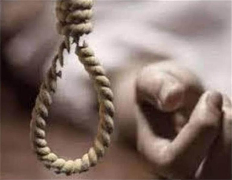 भोपाल में 12वीं की छात्रा ने किया सुसाइड, खिड़की की रोड में दुपट्टा फंसा कर लगा ली फांसी