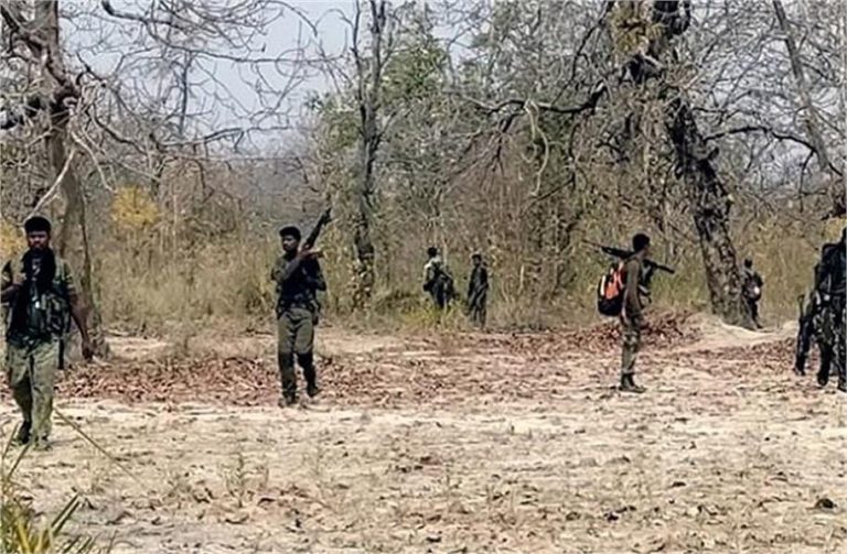 गरियाबंद मुठभेड़ में अबतक बरामद हुए 19 नक्सलियों के शव, 1 करोड़ का इनामी नक्सली भी ढेर