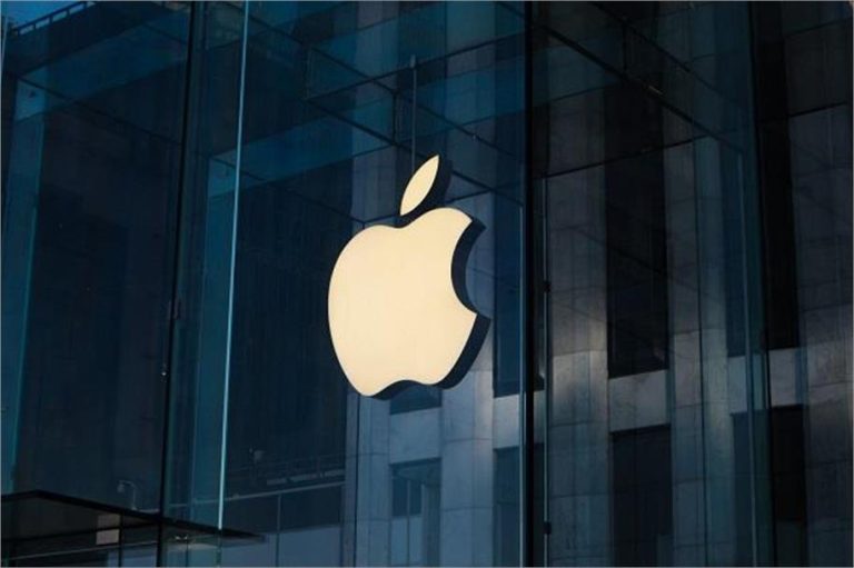 Apple ने निकाले 185 भारतीय कर्मचारी, लगे टैक्स चोरी और फ्रॉड के आरोप