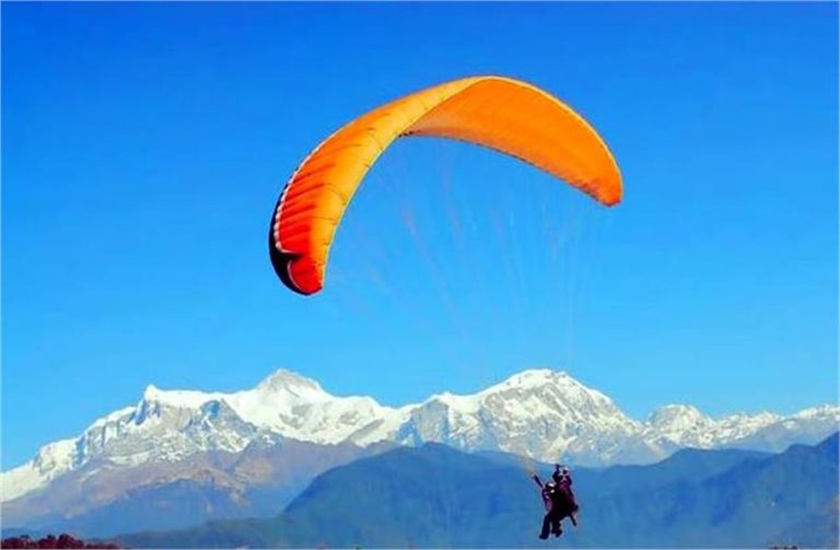 Kangra: इंद्रुनाग साइट में शाम 6 बजे के बाद उड़ान नहीं भर पाएंगे ‘मानव परिंदे’, प्रशासन ने लिया फैसला