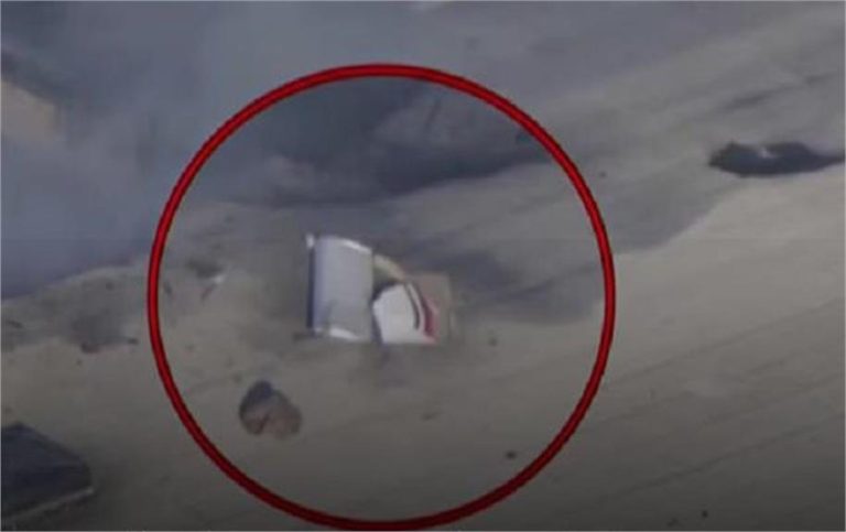 America : उड़ान भरते ही इमारत की छत में जा छुसा विमान, कई लोगों की मौत व 19  घायल