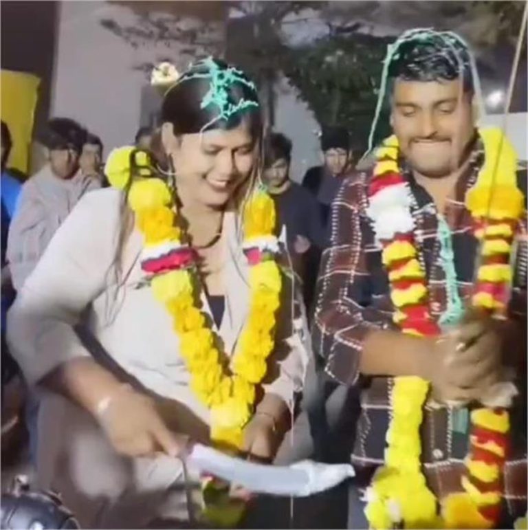 इंदौर में हथियारों का प्रदर्शन कर महिला ने मनाया जन्मदिन, पुलिस ने की कार्रवाई