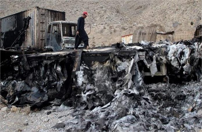 2025_1image_19_03_557473487pak-ll