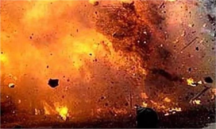 2025_2image_17_24_020658340blast-ll