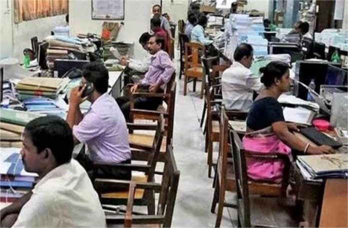 2025_3image_10_03_086608942contractemployees-ll