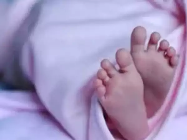 couple-tries-to-flee-lucknow-hospital-leaving-newborn-girl-behind