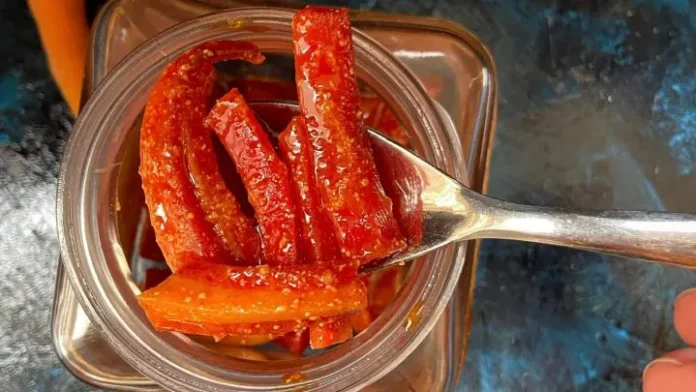 How-to-make-carrot-picklegajar-ka-achar-recipe-3-720x405
