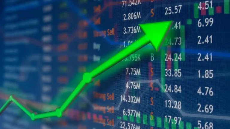BUSINESS : बाजार में गिरावट के साथ दिन की शुरुआत, 127 अंक फिसला सेंसेक्स