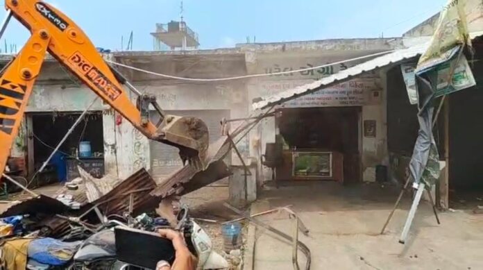 fd32b97d-b6d2-4a12-994e-b4acdf912ab9