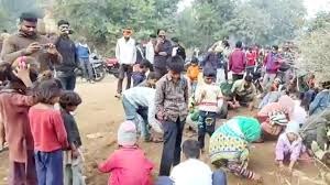 NATIONAL :  ओबेरॉय पैलेस की मिट्टी से निकला खजाना! बारिश की बूंदें पड़ीं तो चमक उठे 500 साल पुराने सोने के सिक्के, लूटने के लिए उमड़ पड़ा पूरा गांव