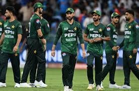 SPORTS : ‘बाबर आजम को बाहर निकालो टीम से’, पाकिस्तान की हार के बाद इन खिलाड़ियों ने की मांग