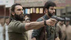 ENTERTAINMENT : ‘धुरंधर’ देखने को बेताब पाकिस्तानी, बाजार में सरेआम ब‍िक रही मूवी, सामने आया वीड‍ियो