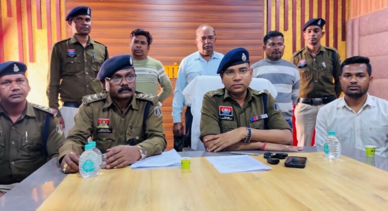 NATIONAL : पति ही निकला पत्नी का कातिल: डोंगरगढ़ पुलिस ने 48 घंटे में सुलझाई ‘अंधे कत्ल’ की गुत्थी चरित्र पर संदेह करता था आरोपी पति