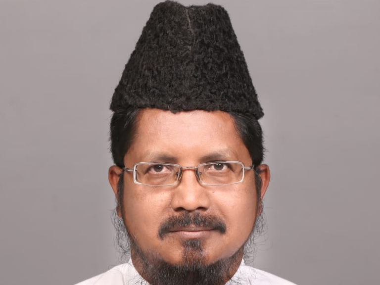 WORLD : ईरान से युद्ध को लेकर ट्रंप पर भड़के शहाबुद्दीन रजवी, बोले- ‘दुनिया को विनाश की तरफ धकेला’