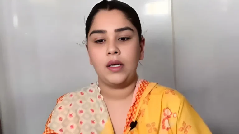 Entertainment  : ‘जबरदस्ती धर्म परिवर्तन कराया, पति देता था गालियां’, मिस इंडिया अर्थ 2019 विनर सायली का छलक आया दर्द बहार