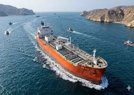 NATIONAL : होर्मुज में भारतीय जहाजों की रफ्तार पर ब्रेक, 16 कंटेनर कर रहे नेवी के ‘ग्रीन सिग्नल’ का इंतजार