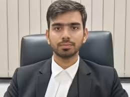 NATIONAL :दिल्ली की लोअर कोर्ट के जज ने सुसाइड किया:पत्नी के दुपट्‌टे से फांसी लगाई; मरने से पहले पिता से कहा था- जीना मुश्किल हो गया है