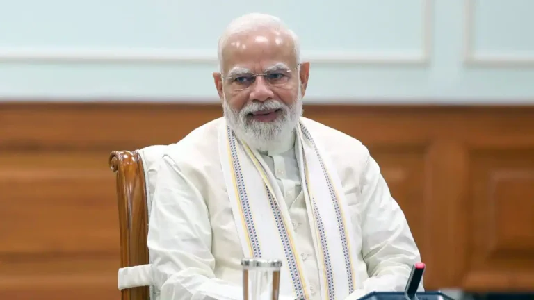 NATIONAL : जो खेलता है वही खिलता है, भारत समुद्र से लेकर आकाश तक सुरक्षित…मन की बात में क्या-क्या बोले पीएम मोदी?