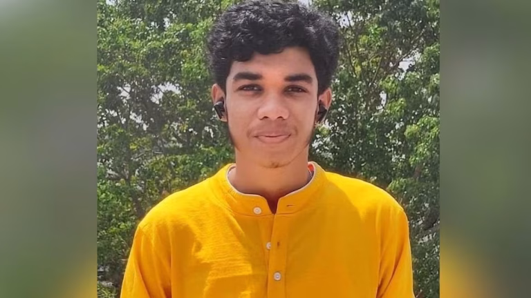 NATIONAL : ‘युवराज रक्षाबंधन पर आया था…’ बेटे को याद कर फफक पड़े माता-पिता, सत्य निकेतन हादसे में बुझा इकलौता चिराग