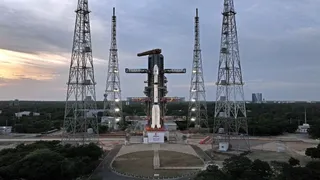NATIONAL : ISRO ने GSLV-रॉकेट से इमेजिंग सैटेलाइट को स्पेस में भेजा, 36 हजार km ऊपर से पाकिस्तान-चीन पर नजर रखेगा