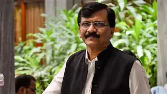 MAHARASHTRA : गरबा में मुस्लिमों की एंट्री पर बवाल क्यों? संजय राउत ने उठाए सवाल, बोले- मोहन भागवत से पूछिए