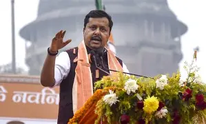 NATIONAL : उज्जैन में बाबा महाकाल के दर पर पहुंचे BJP अध्यक्ष नितिन नवीन, भस्म आरती में लिया हिस्सा, कहा- भगवान PM मोदी पर कृपा करें