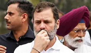 NATIONAL : फॉर्म-6 में एक कॉमा या फुल स्टॉप तक नहीं बदला… सुप्रीम कोर्ट के कमेंट के बाद चुनाव आयोग
